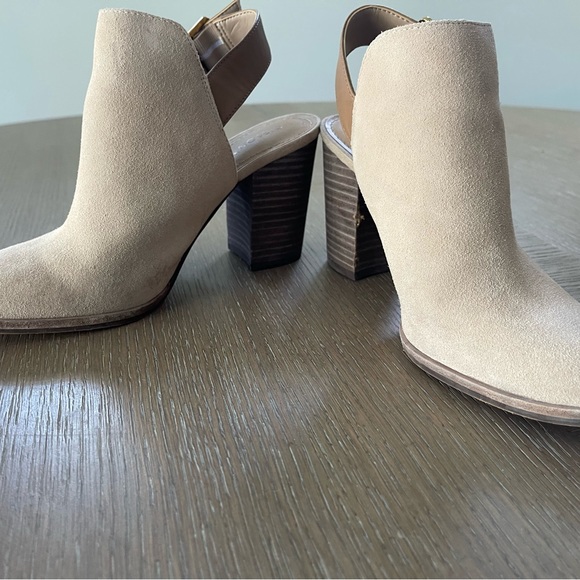 Gibson & Latimer Suede Slingback Size 7 - Picture 4 of 7